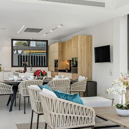 All About Villa Gladiolo มาร์เบยา ภายนอก รูปภาพ