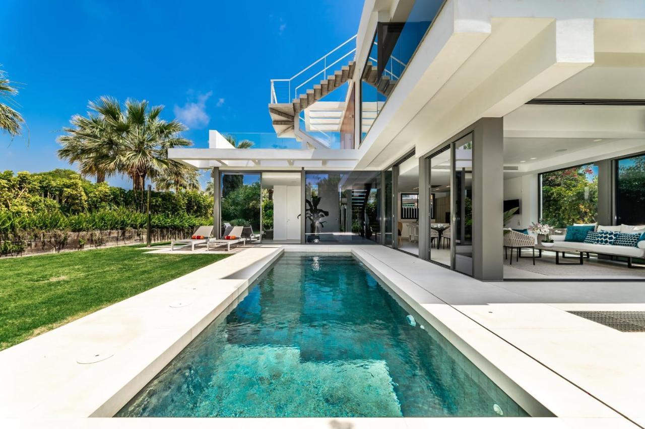 All About Villa Gladiolo มาร์เบยา ภายนอก รูปภาพ